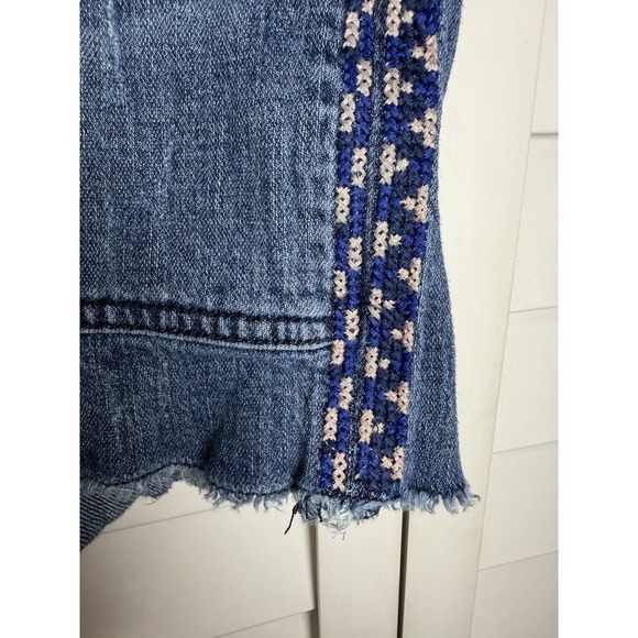 Anthropologie Pilcro The Wanderer Boho Embroidered Denim Shorts Women's Size 33 - Picture 9 of 16
